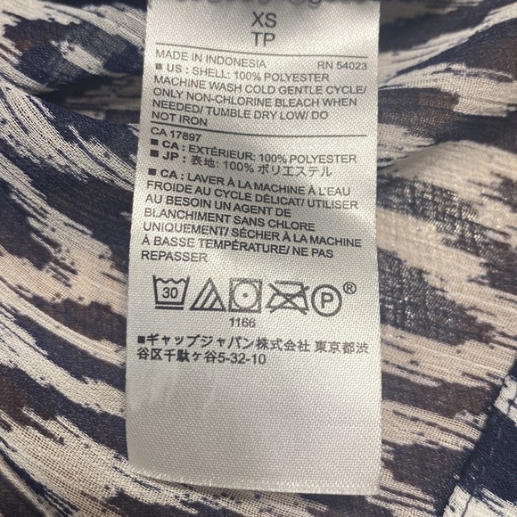 Banana republic navy and white short sleeve v neck lace up sheer top size XS - Picture 8 of 8